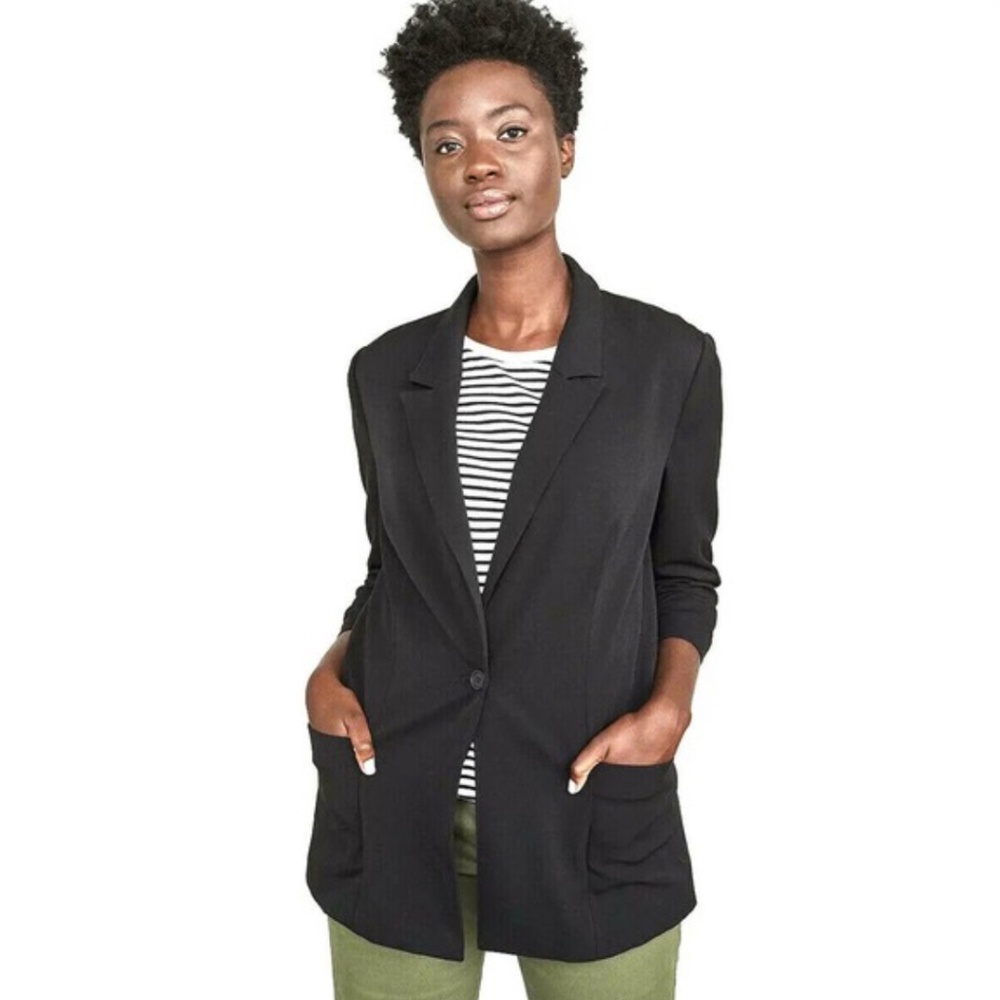 Elizabeth and James blazer